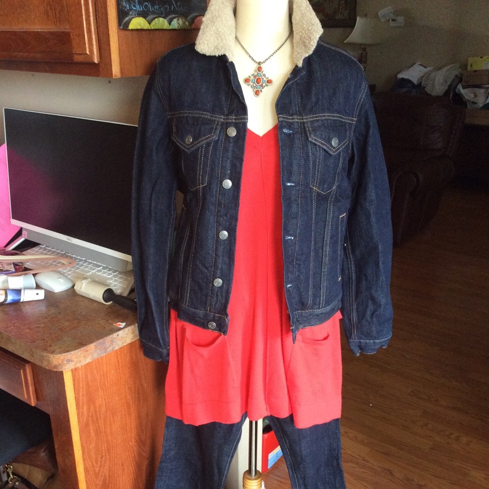 GAP Sherpa Jean Jacket Size XS, NWT